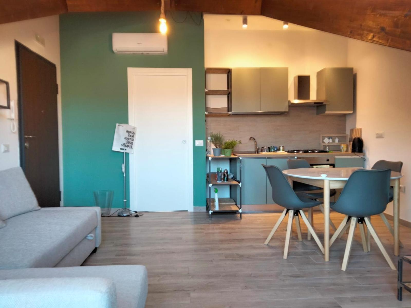 Apartament La Mansarda Quarto  Zewnętrze zdjęcie